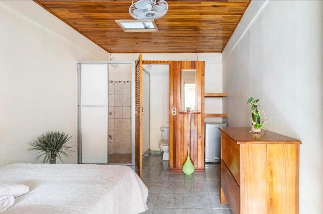 Cocobolo Surf Hotel & School Playa Santa Teresa  Екстер'єр фото